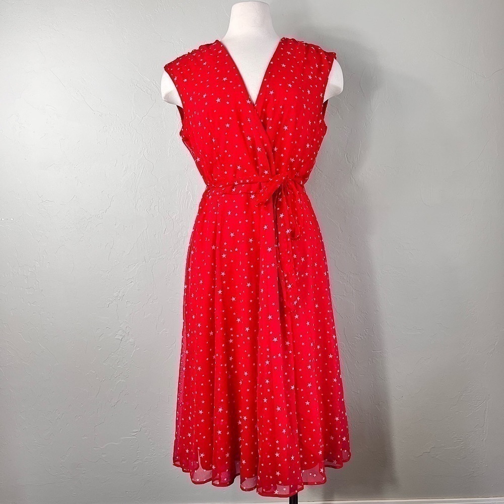 Roz & Ali Red Star print Midi Dress